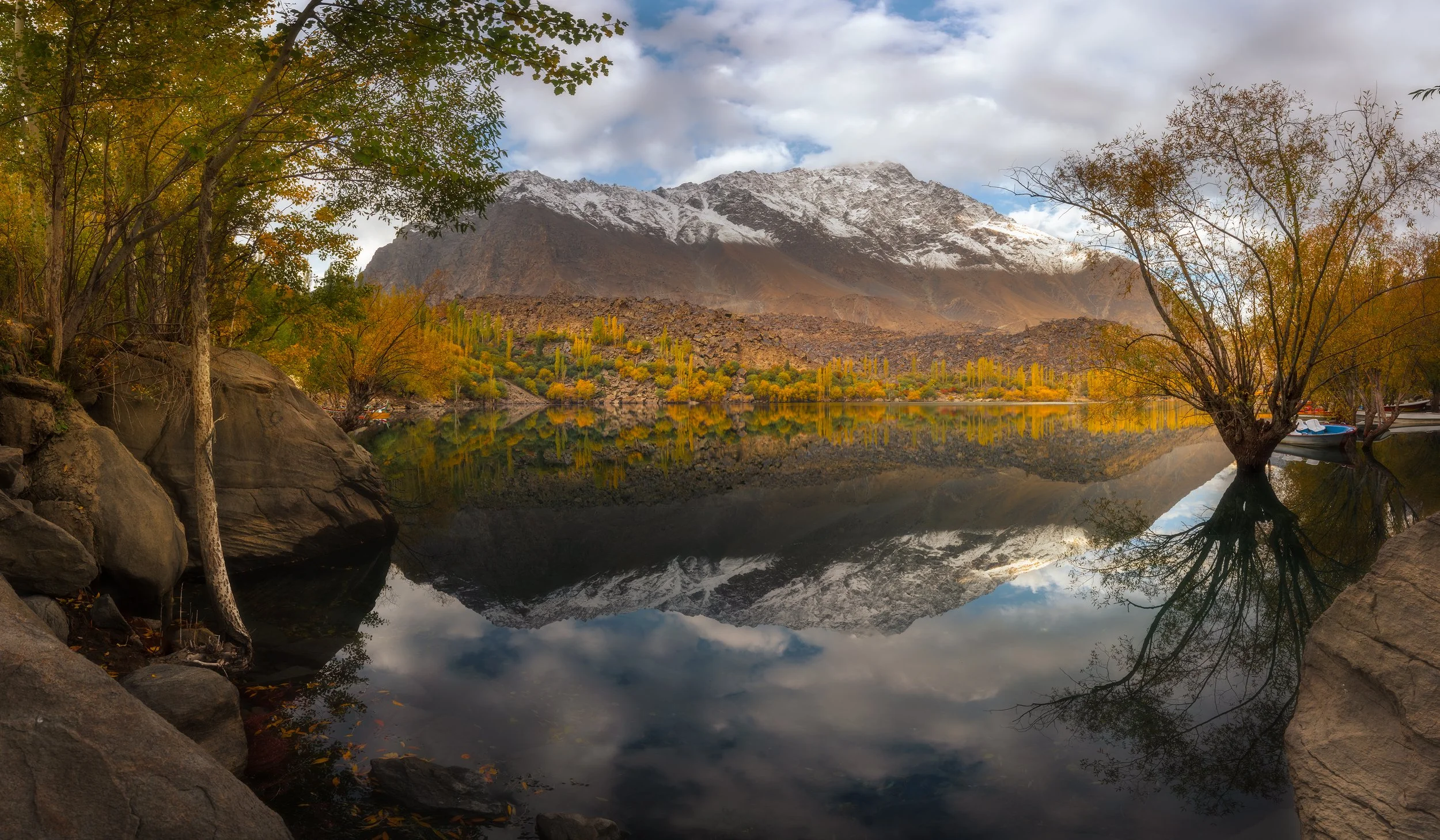 Pakistan Upper Kachura.jpg