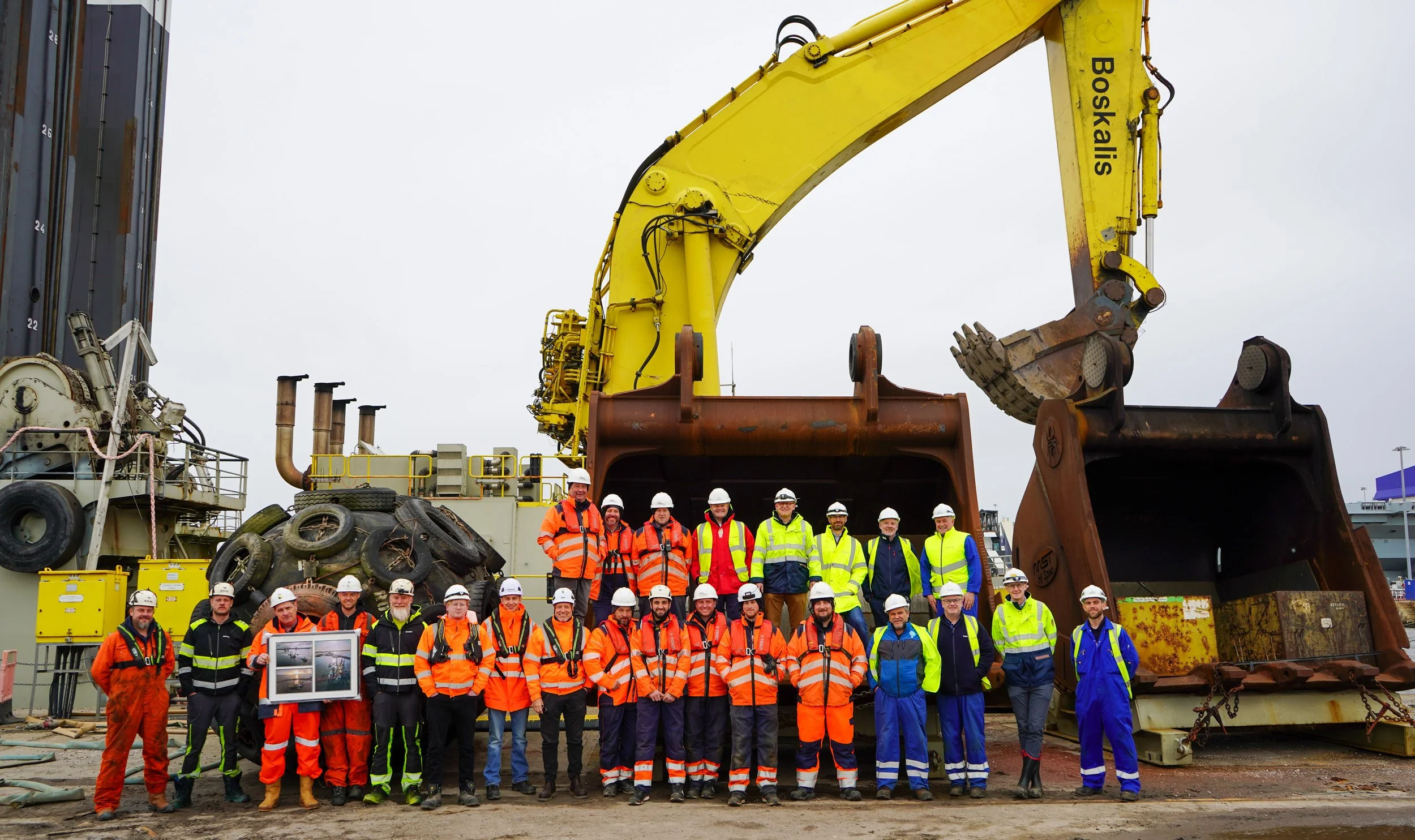 260324 Rosyth Frigate Floating Pocket Team Photo (002).jpg