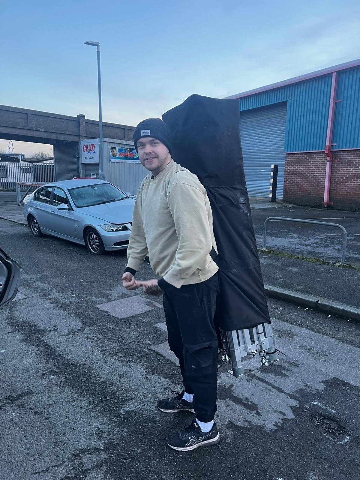 HBD to the one and only Papa Smith ❤️ wishing him a very happy birthday, Dough Bros would be nowhere without you pal 🫶

Help us wish him the best of birthdays 🫡