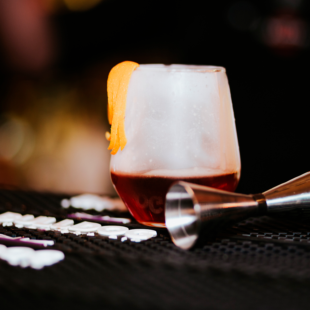 Are you a contract? Expand your offer with glass coolers