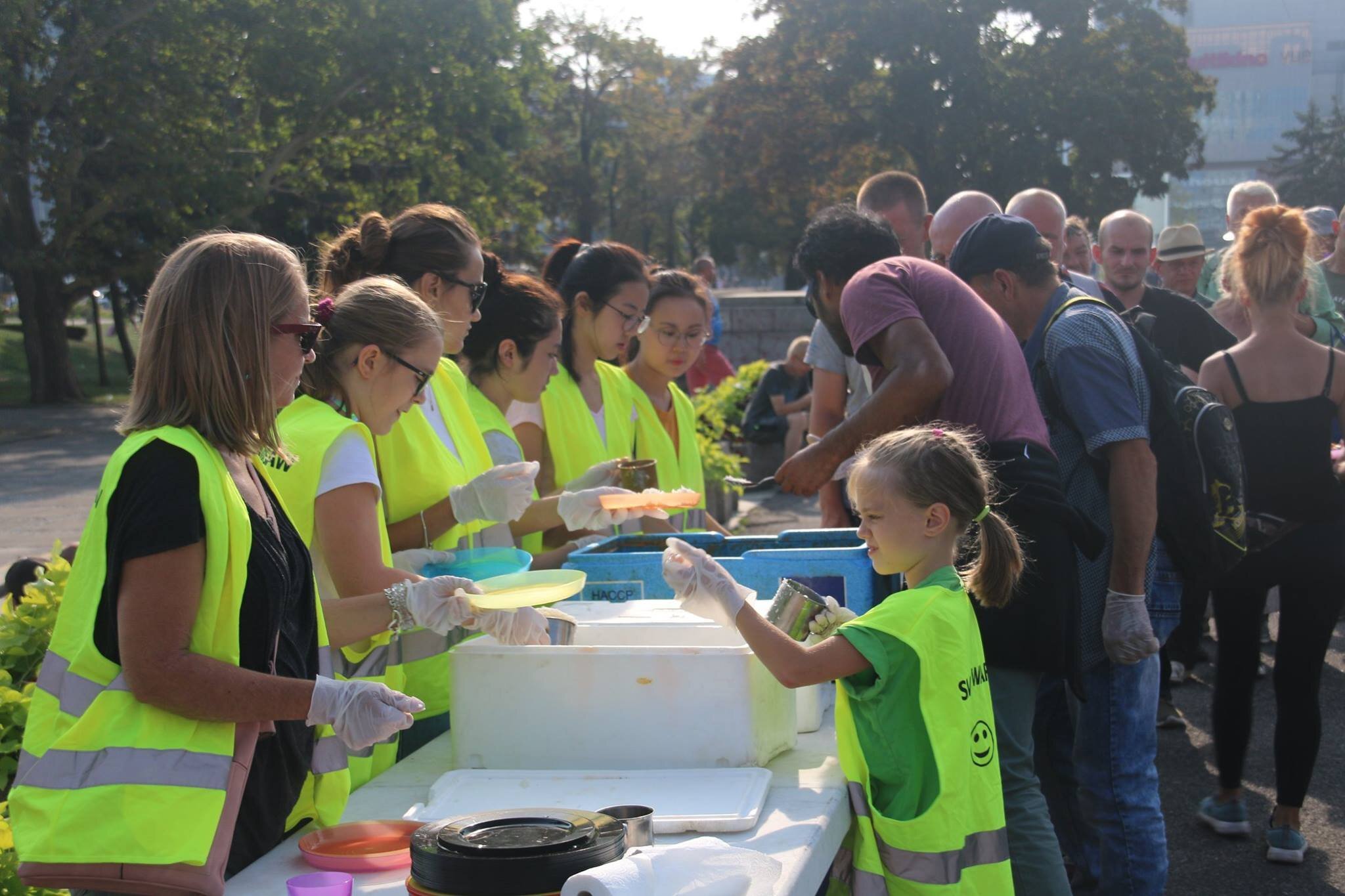 City+Church+Serving+Homeless+Smile+Warsaw+English+Community+3.jpg