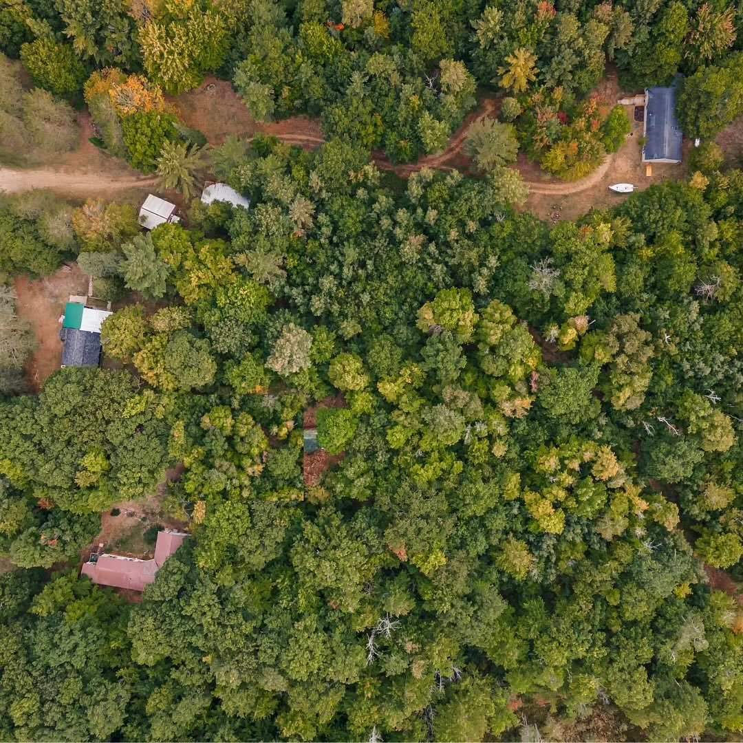 Wake up surrounded by trees, birds, and morning calm. 🌿

This hidden retreat at 10944 N Mackinaw Hwy offers the quiet of the woods with all the comforts of home &mdash; now available for rent.

📍 Carp Lake, MI
📅 Leasing starts November 1, 2025
🔗 