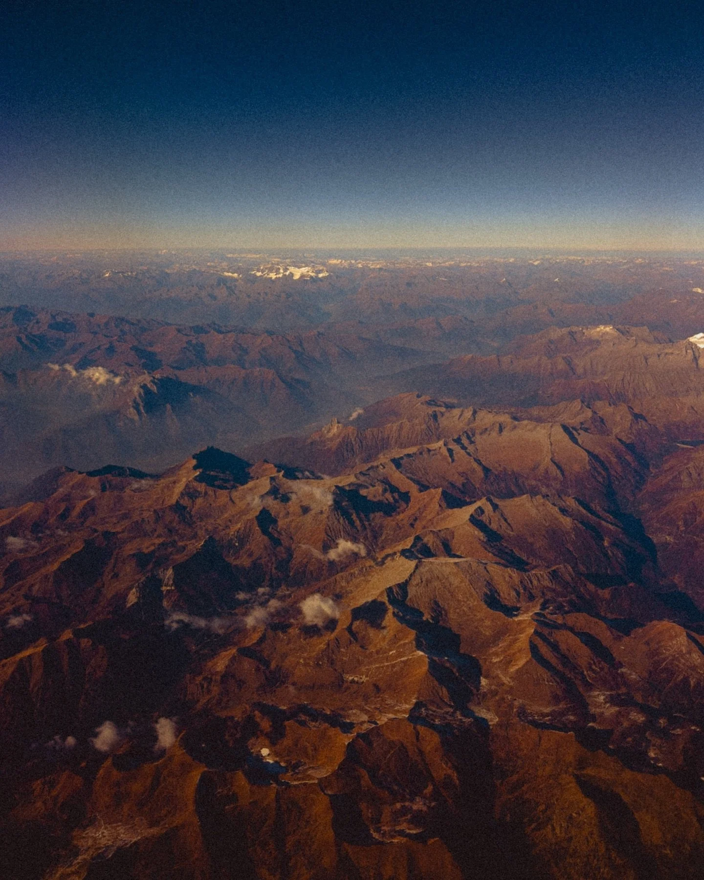 a collection of moments that never made to the gram

#photocinematica #cinematography #streetphotography #grainisgood #shotoniphone #fujifilm #classicsmagazine