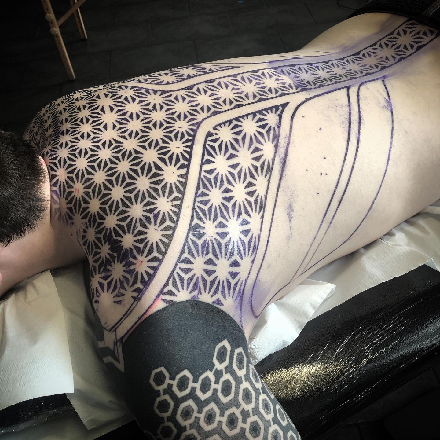Off to a great start for Reece on his backpiece yesterday @riversidetattoolondon

For bookings/info please email ✉️arcane.seth@gmail.com
&bull;
&bull;
#geometrictattoo #geometricdesign #dotworktattoo #dotworkers #dotwork #dotworkmandala #australianta