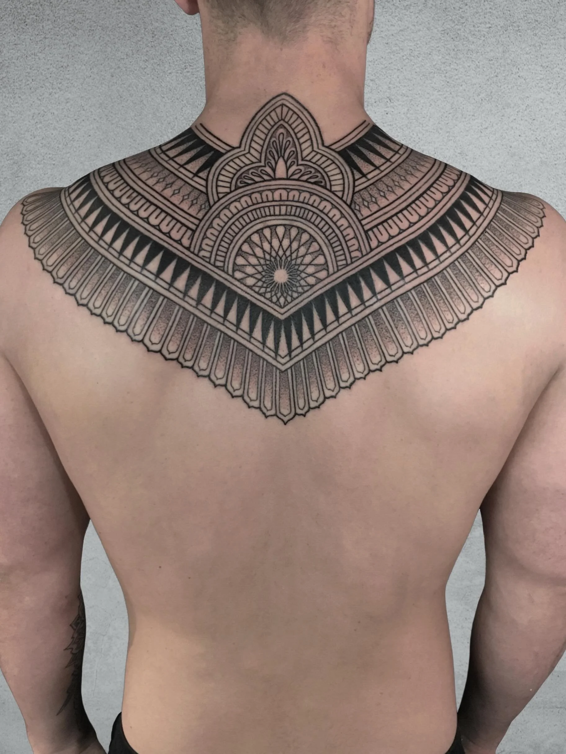 A lot of time goes into making sure a tattoo fits the body in the best possible way.

Design and placement of the tattoo is essential in creating a tattoo that works in harmony with the natural form of the individual&rsquo;s body.

If this is what yo