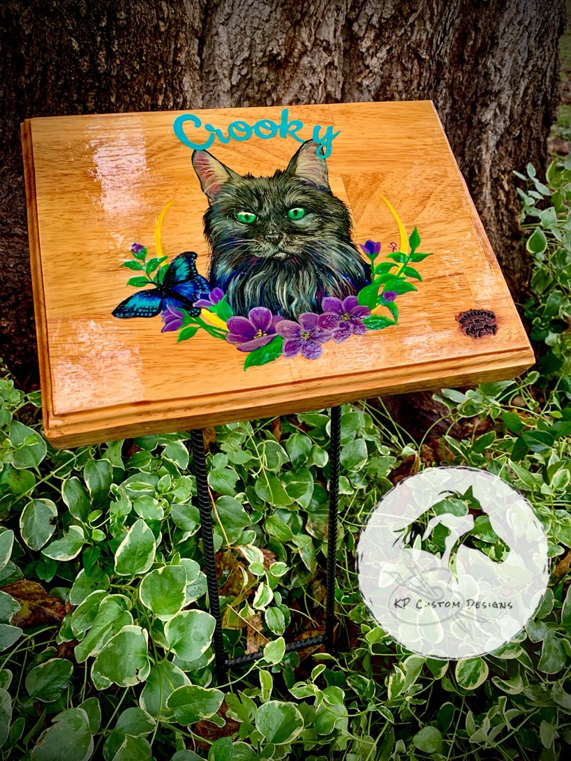 "Crookshanks", Memorial Gravemarker