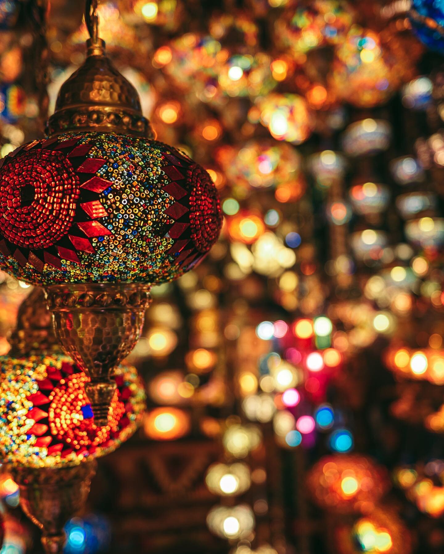 ✨Istanbul✨

&hellip;not Constantinople. 😉

A few of my favorite details from my 2 days in this beautiful city! 

❤️

#istanbul #nikonphotography #istanbulphotography #istanbulphotos #hagiasofia #grandbazaar #istanbultravel