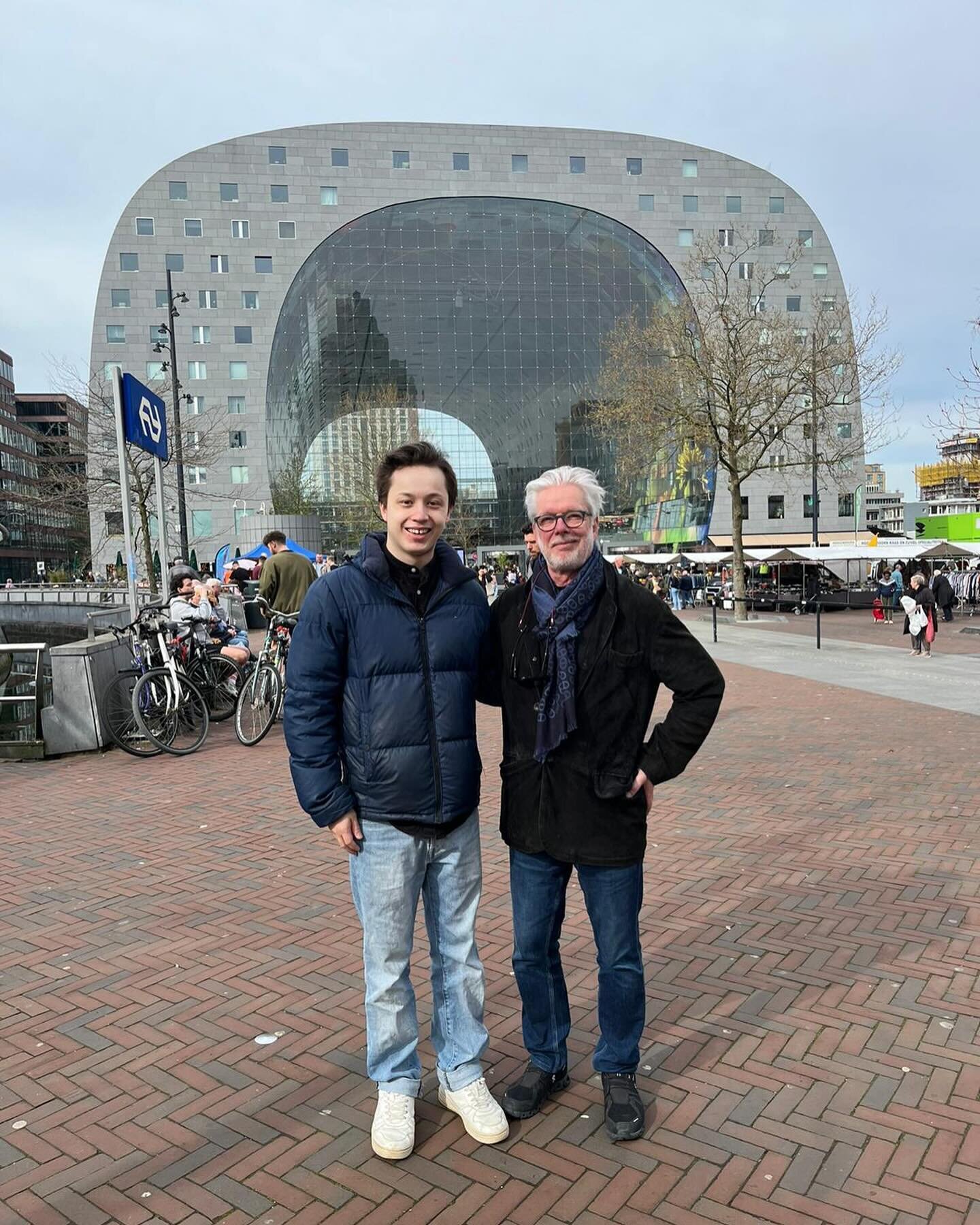 Sunny morning walk with @___johan after the first concert in Rotterdam. Second concert with Brahms Violin Concerto and Bruckner 7 with the @rotterdamphilharmonic this afternoon.
📸: @dorranalibaud