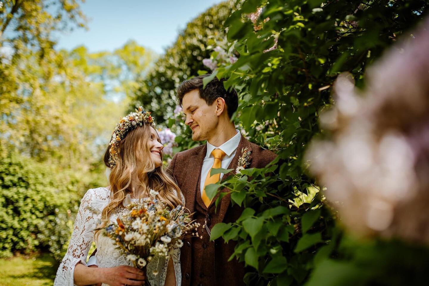 Congratulations Mr &amp; Mrs Archer 🎉
.
.
.
.
.

#weddings #love #candid #nikon #passion #engaged #weddinginspiration #weddingphotography #wildwedding #bridetobe #theoutdoorbride #instawedding #instagram #inspire #beautiful #bewdley #worcestershire 