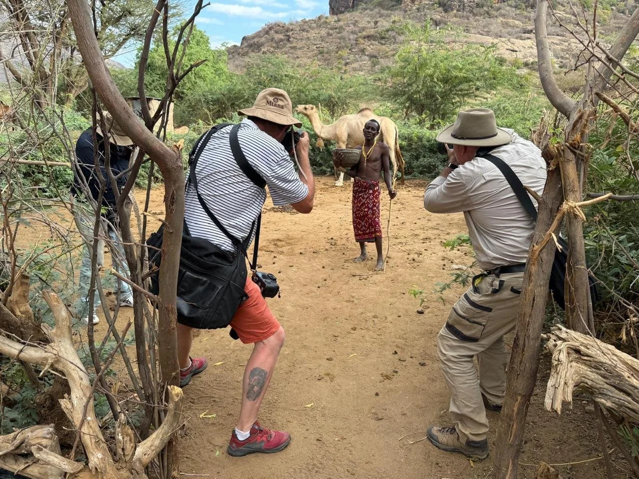 Mtana-safari-kenya-fotografia-tour-people-north-01.jpeg
