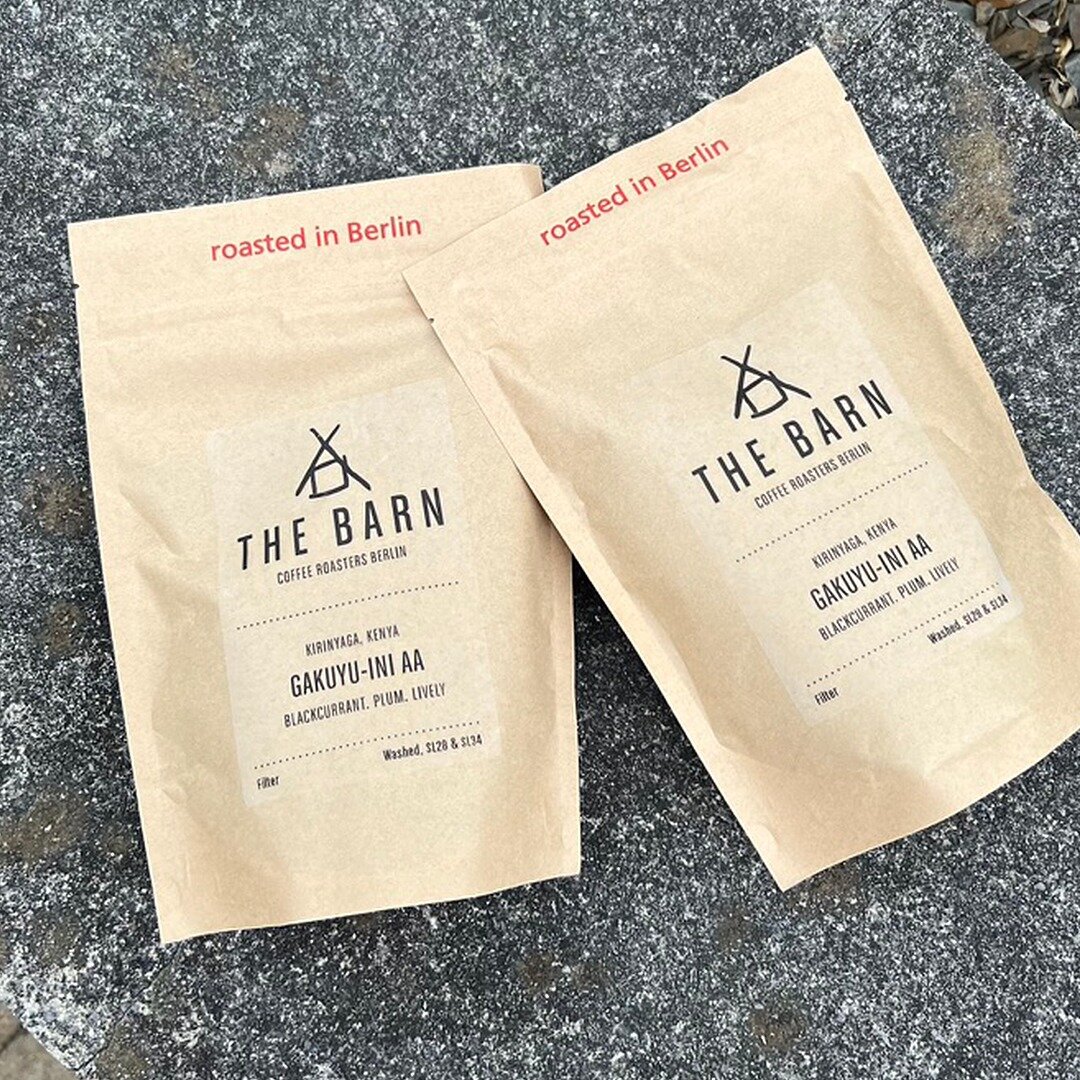 Missing your favorite cup of coffee from our cafe when you home? 🏠🌟 Choose your favorite blend from @thebarnberlin  and we'll grind it for you based on your preferred brewing method. French press, drip, or espresso,etc! It's never been easier to ma