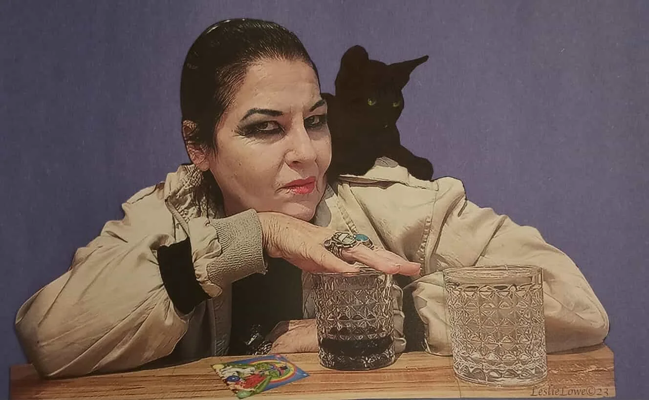 Leslie Lowe is back in NYC for a few months and doing Tarot readings every Wednesday from 5-7pm at the Parkside Lounge 💜🔮