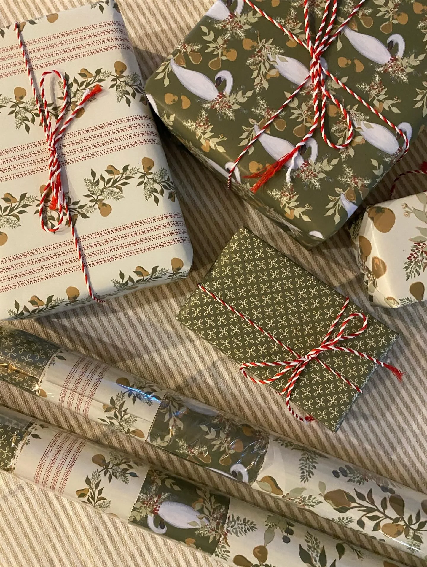 Local friends (Monroe, MI area), I have a few items on hand for last minute needs. These are available for pick up/meet up. Everything here is $20 or under. Just send me a message if you&rsquo;re interested!

Slide 1: Gift wrap sheets - each set incl
