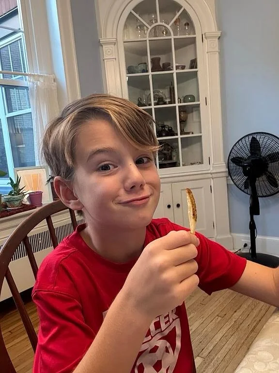 Potatoes are the gift that keeps on giving ! 🥔🥔🥔
We loved hearing about a family at our Burrowes Elementary School location using potatoes from the garden to make some tasty french fries with their dinner ! Grateful you are a part of our Edible Cl