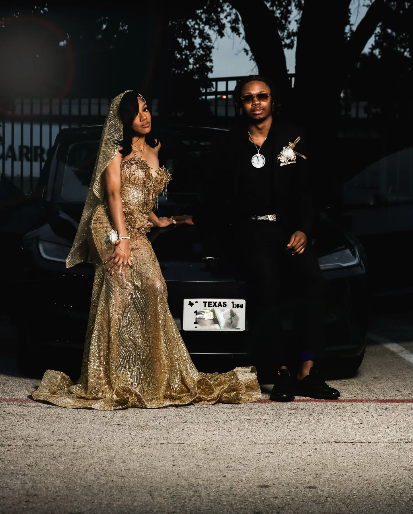 Show Off 🔥😮&zwj;💨 Book us for your prom send off #livevisionsmedia #dfwphotography #dfwphotographer  #dallasprom #dallasphotographer