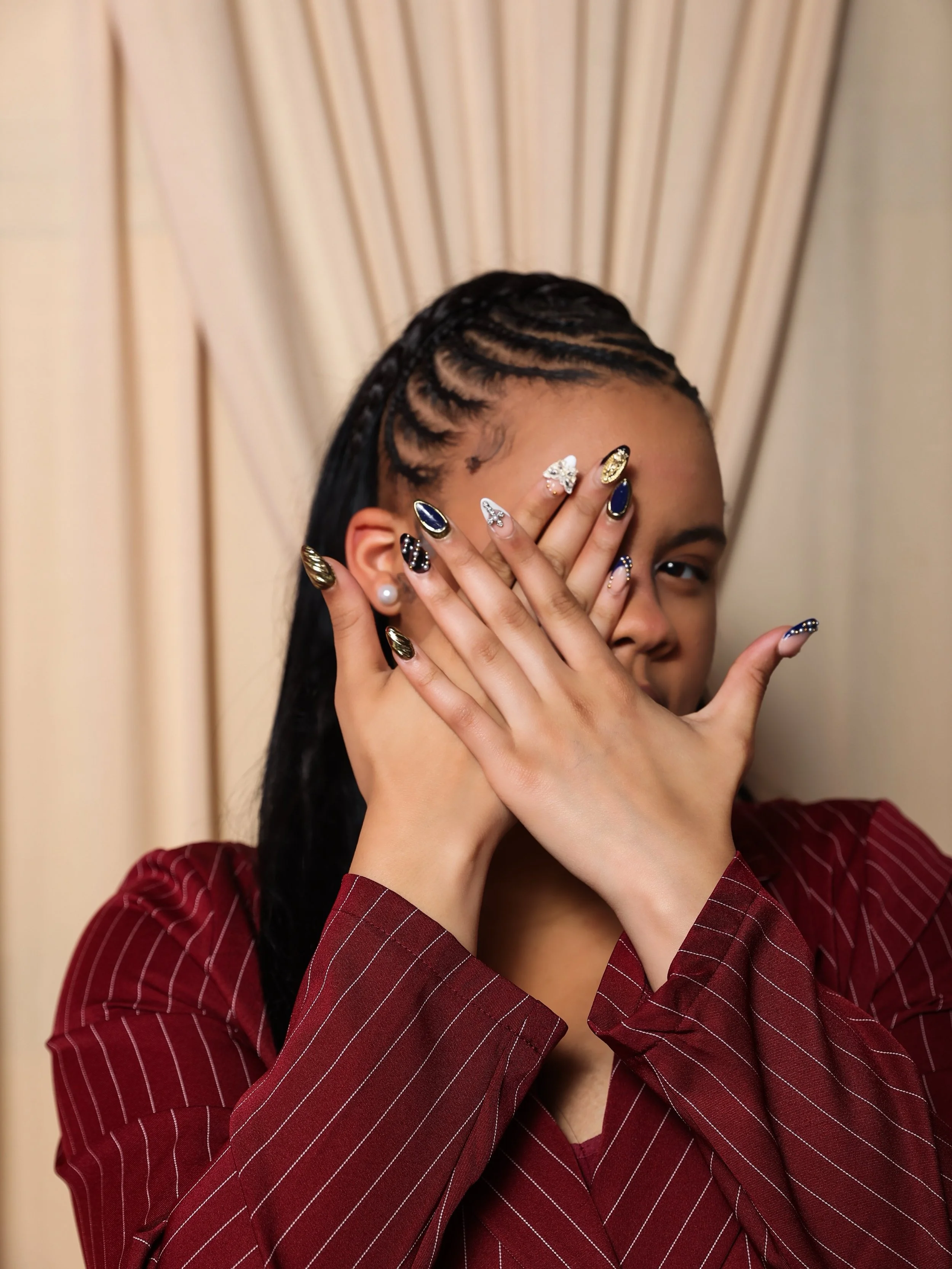 Young. Focused. Bossed up. 💼✨
Some people wait to become great &mdash; she&rsquo;s building her vision now. 📸🔥

Captured by Live Visions Media￼

#LiveVisionsMedia #dfwphotophotography #dallasphotographers #dallasphotographer #DFWPhotographer