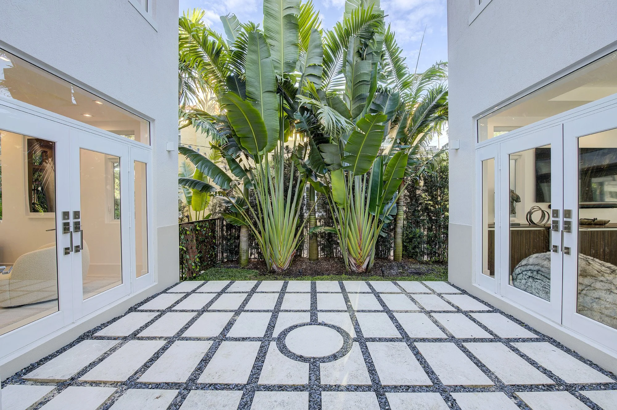 31_Courtyard.jpg