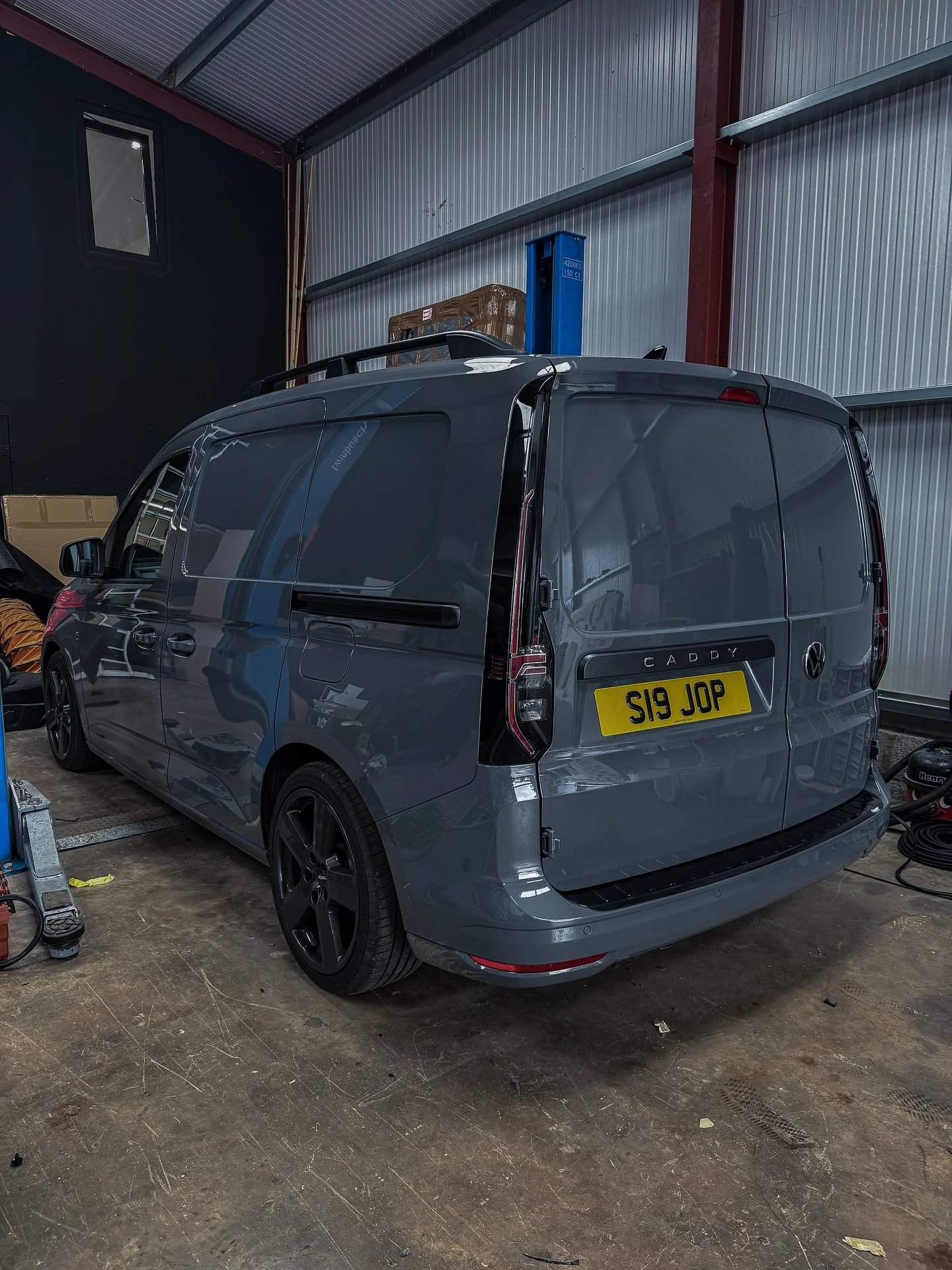 🚐💥 VW Caddy Mk5 Transformation 💥🚐
This tidy wee Caddy just had the full works at Northview Customs:

🔇 Soundproofed for a quieter ride
🔥 Insulated to keep it cosy year-round
🧼 Fully carpet lined walls &amp; roof
💡 New roof panels with flush-f