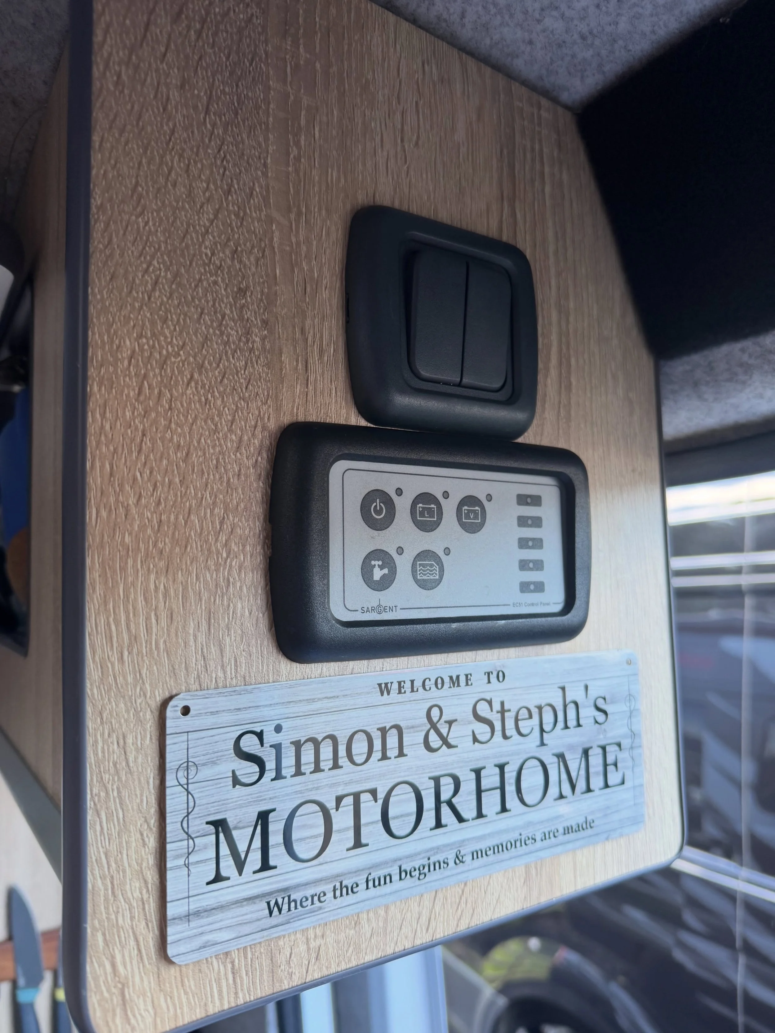 Control Panel Upgrade! 📱🚐

Out with the old, in with the new! This customer wanted a more modern and user friendly way to monitor and control their motorhome systems, so we upgraded their original Sargent control panel to the @savvyvan.co.uk SavvyV