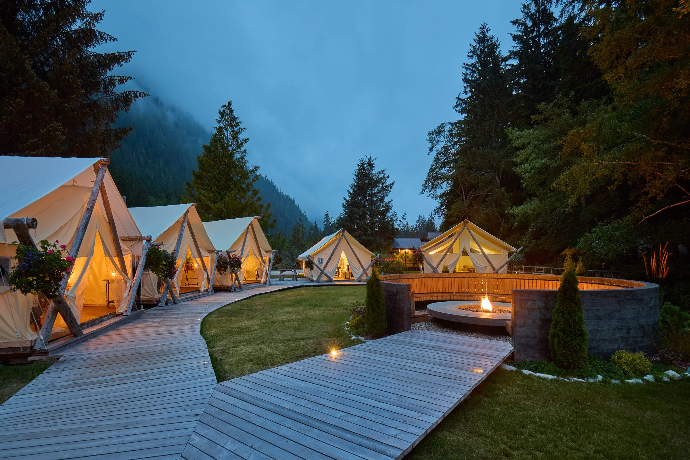 CWL F&B PRV TENTS FINAL 01.jpg