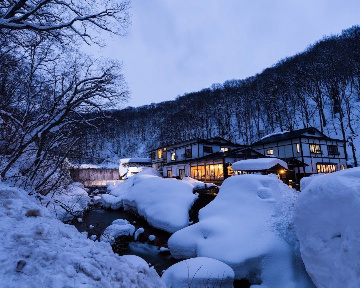 japanese-onsen.jpg