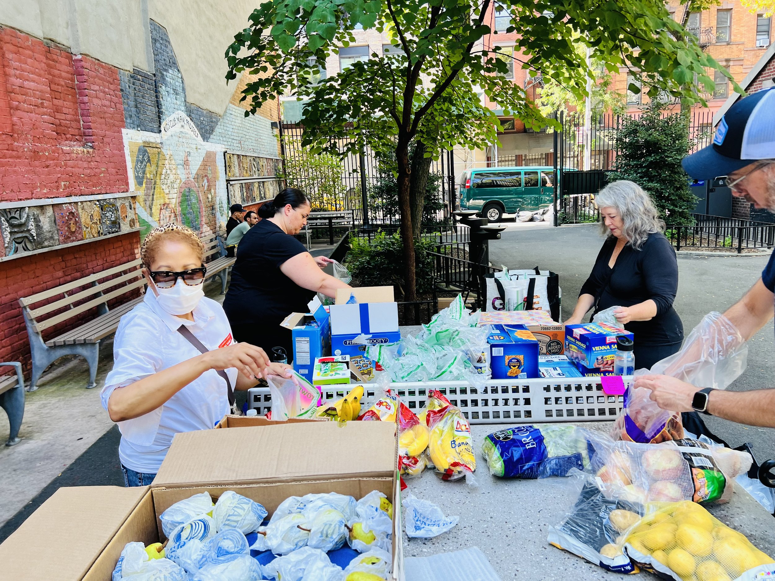 Hell's Kitchen Community Cupboard