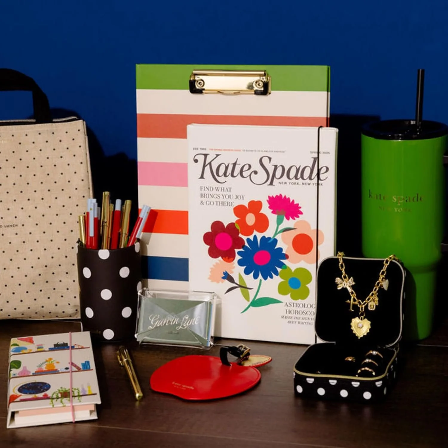 Kate-Spade-Spring-25-Pencil-Holder-Picture-Dot-6.JPG