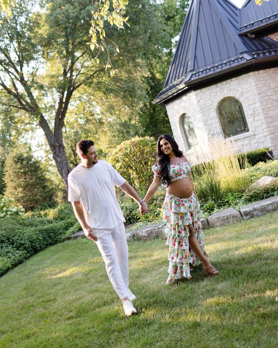 As the warm weather approaches, I can&rsquo;t help but reminisce about this dreamy summer maternity session. I recently had the joy of documenting their little one&rsquo;s 6-month milestone&mdash;and it&rsquo;s a beautiful reminder of how quickly tim