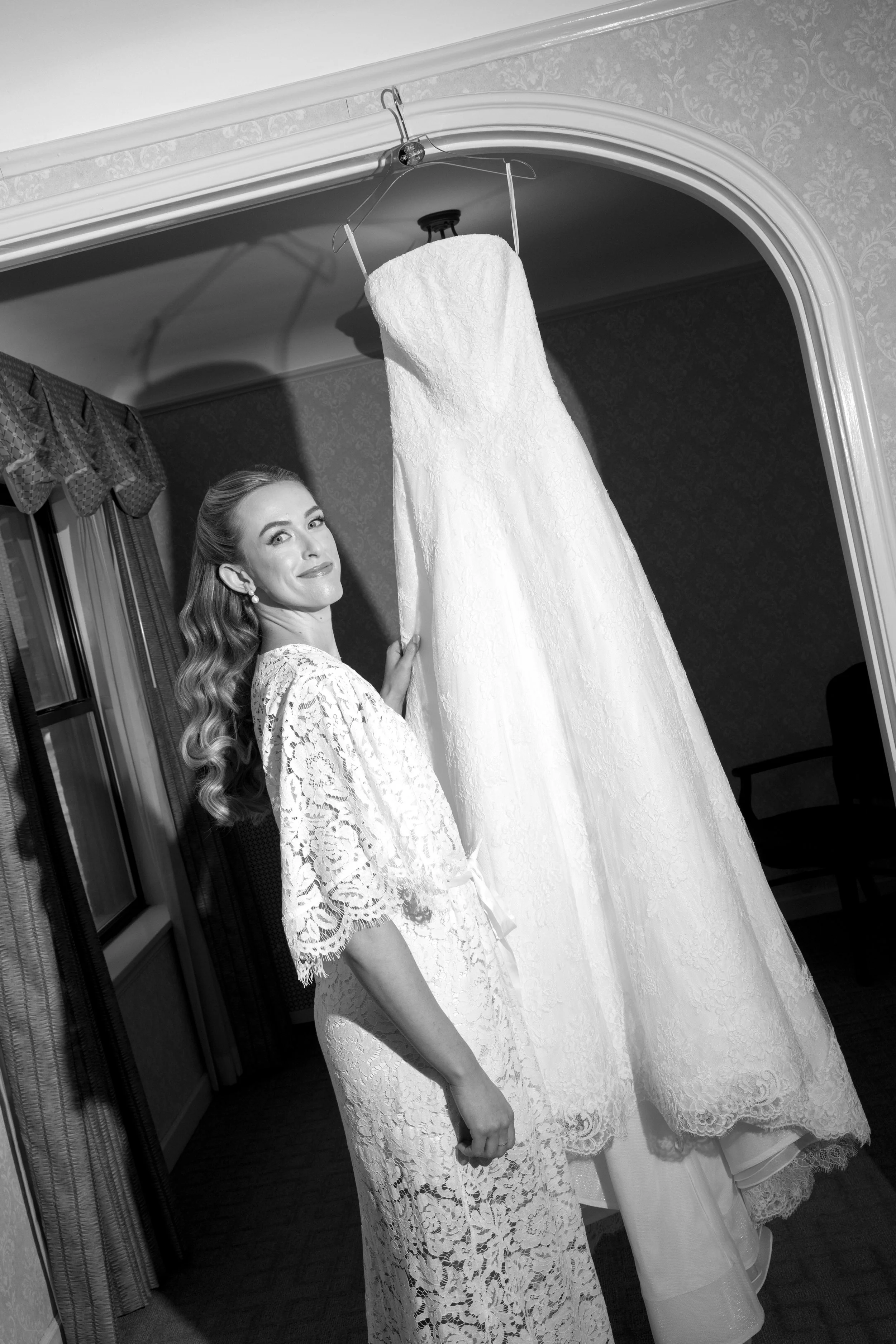 YJP-KellyJohn-Bride-42.jpg