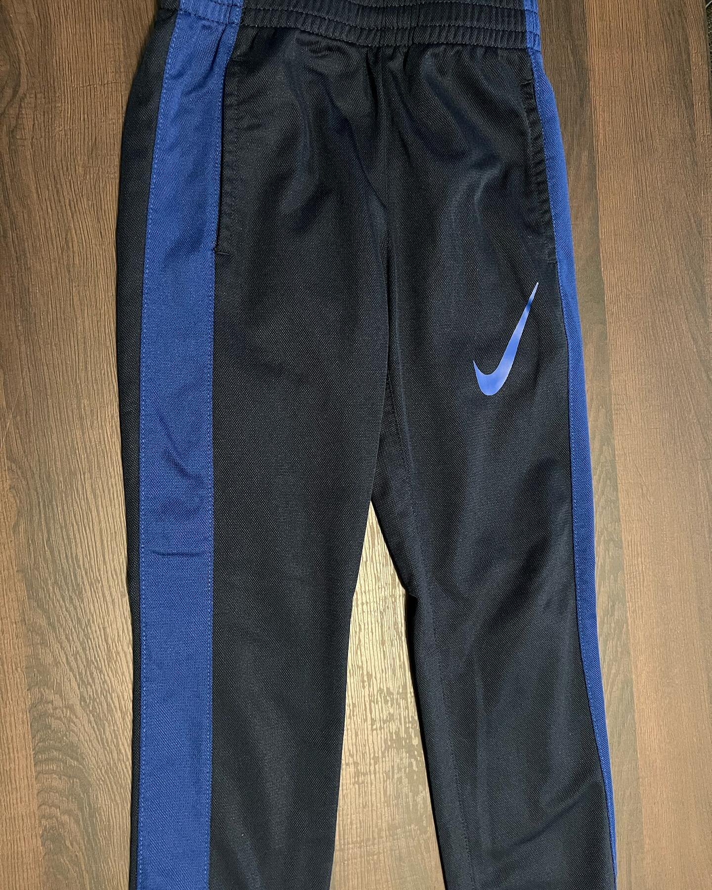 #gentlyused #Nike #dressmymini
