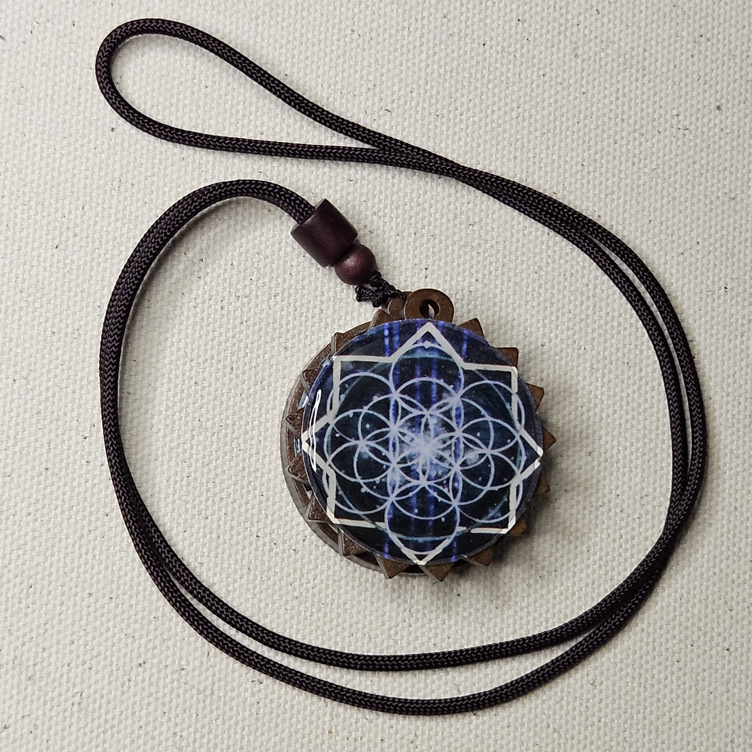 Art Pendant H