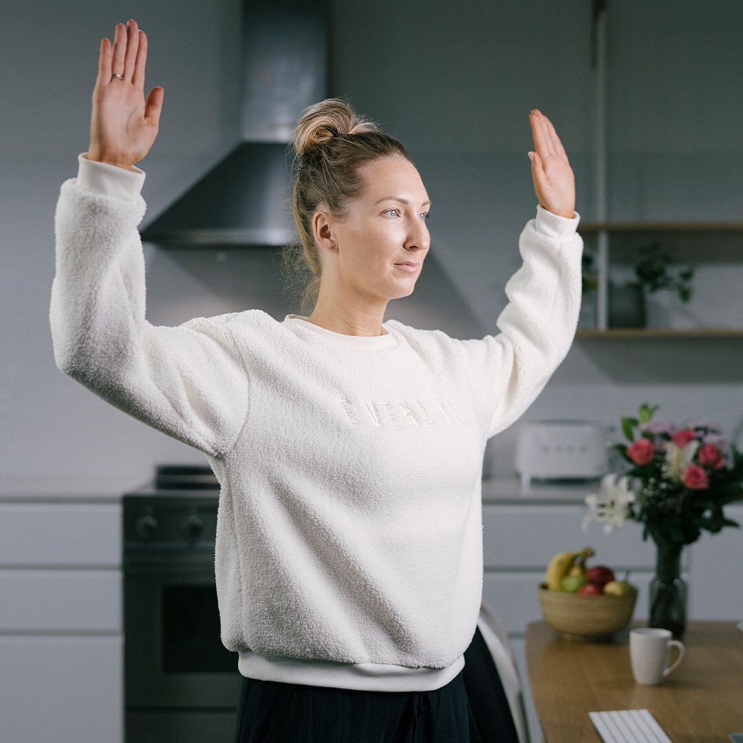 Did you know sitting for long periods of time can be harmful to your spinal health? 

That's why it's important to take mini-breaks every 30 minutes or so, to keep your body moving throughout the day. 

Taking regular breaks also allows you to reset,