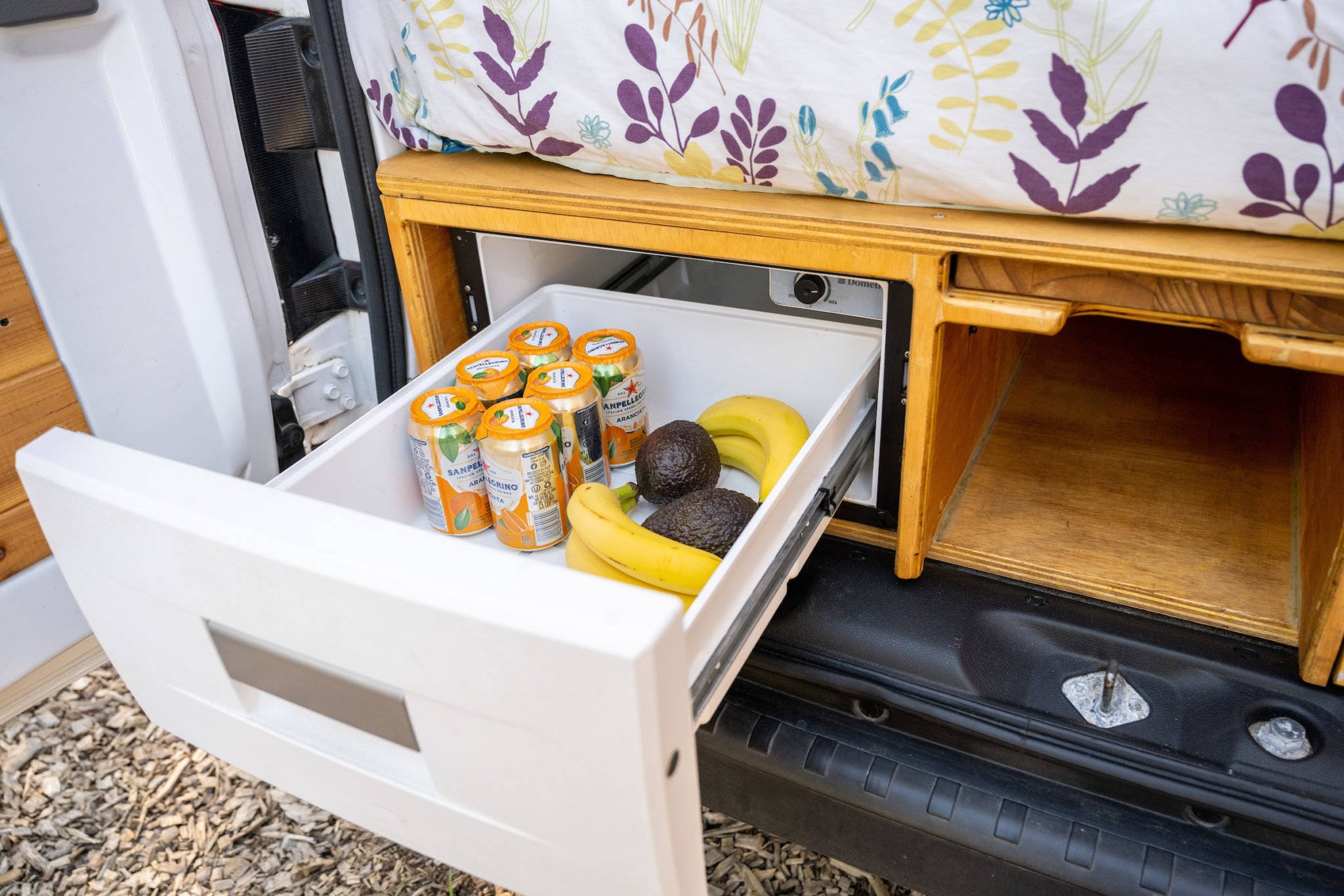 gocamp-san-francisco-scout-credit-shawn-linehan-interior-storage2-2048x1365.jpeg
