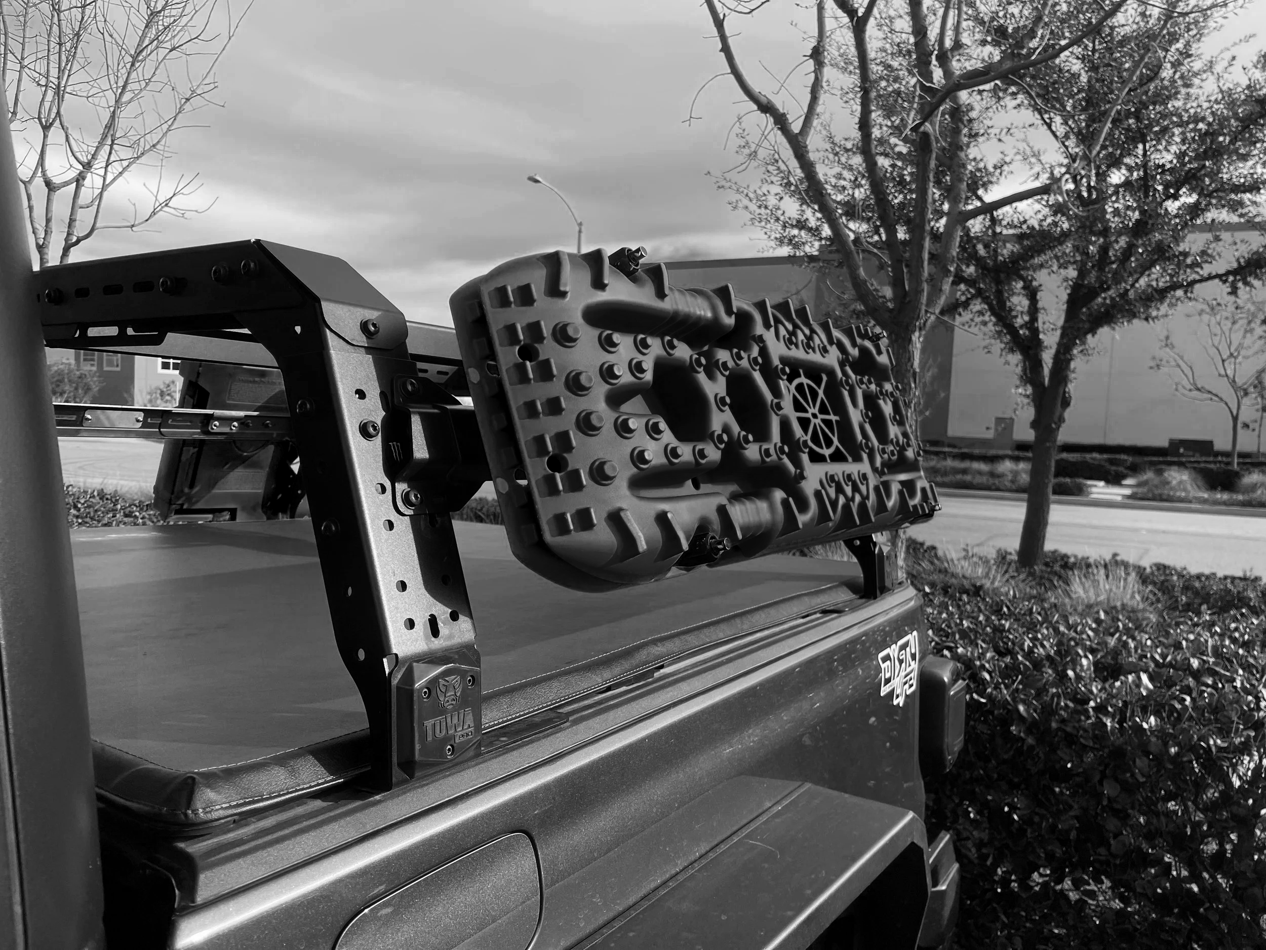 JEEP GLADIATOR TRACTION BOARDS