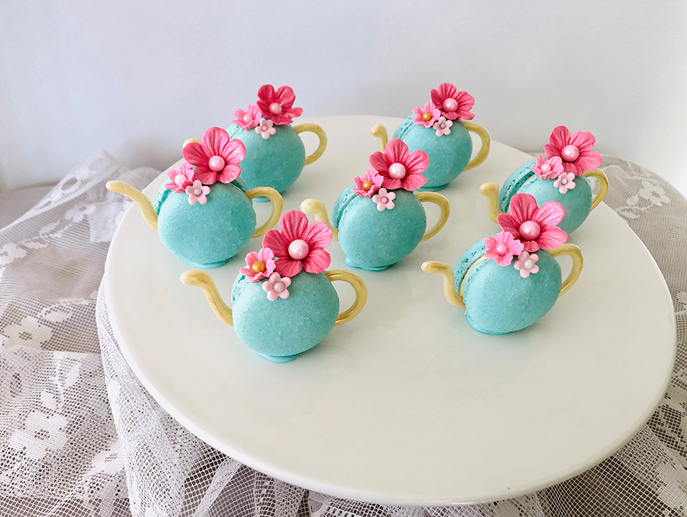 MACARONS teapot 1.png