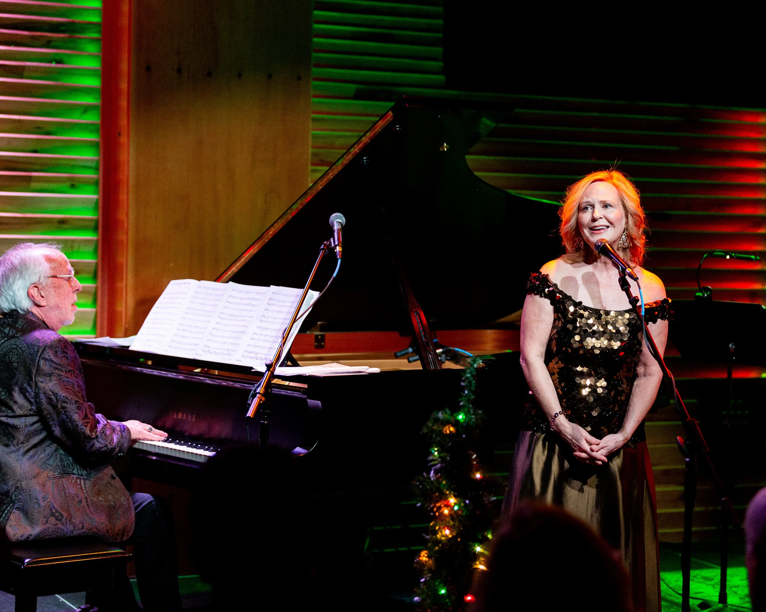 Alluvion Presents: Bob James &amp; DiSimone Family Holiday Concert