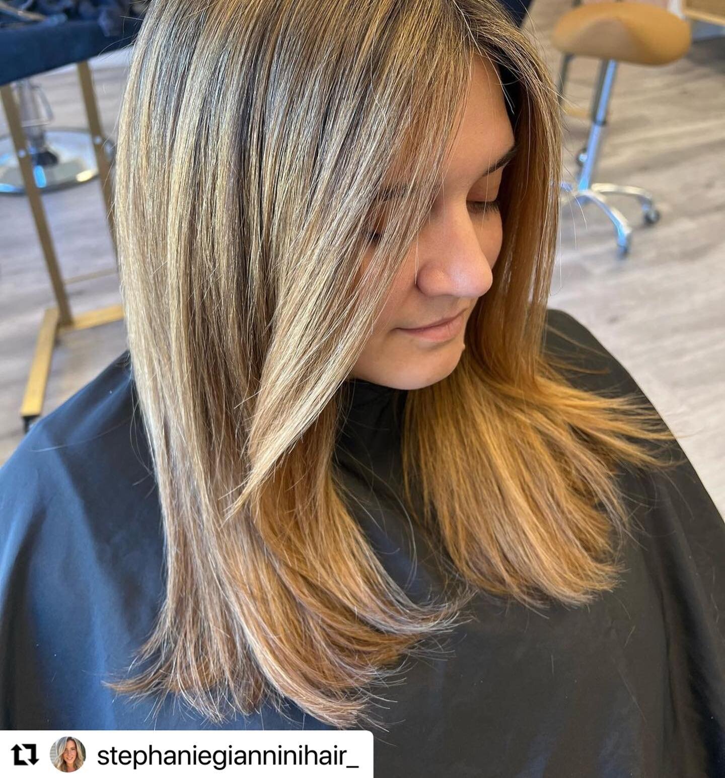 #Repost @stephaniegianninihair_ with @use.repost
・・・
Warm weather, warm hair what&rsquo;s not to love☀️ 
 #Remedy #remedysalon #remedysalonnorwell #hair #norwell #southshore #southshorehair #bostonhair #mahair #cohasset #scituate #hanover #marshfield
