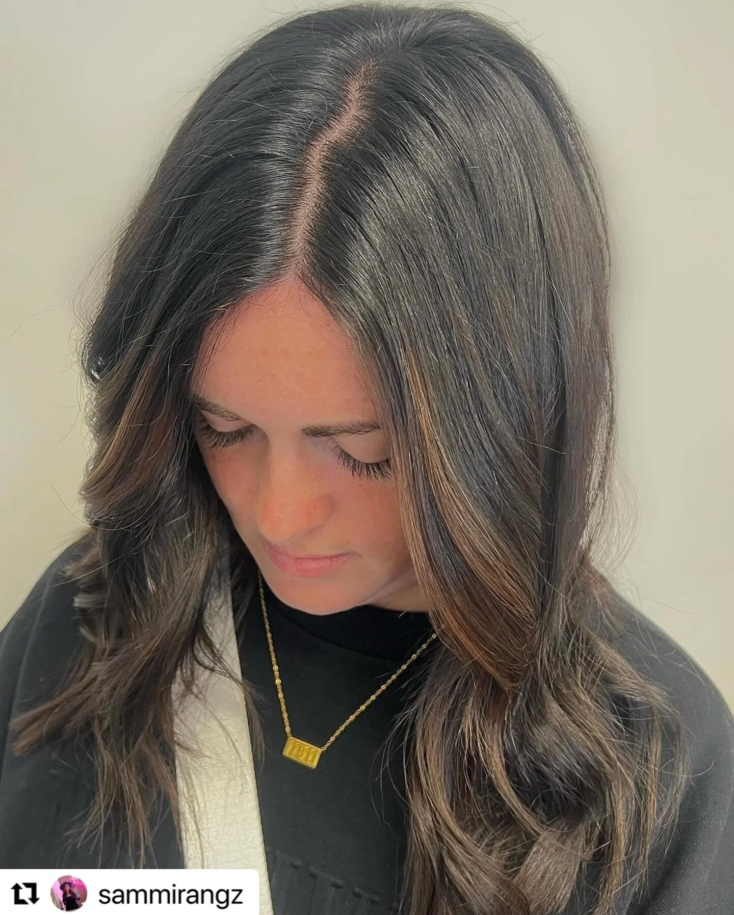 #Repost @sammirangz with @use.repost
・・・
🍫
&bull;
&bull;
&bull;
&bull;
&bull;
&bull;
&bull;
#chocolatebrown #brunette #southshorestylist #norwellhair #remedysalon @remedysalon.norwell #Remedy #remedysalon #remedysalonnorwell #hair #norwell #southsho