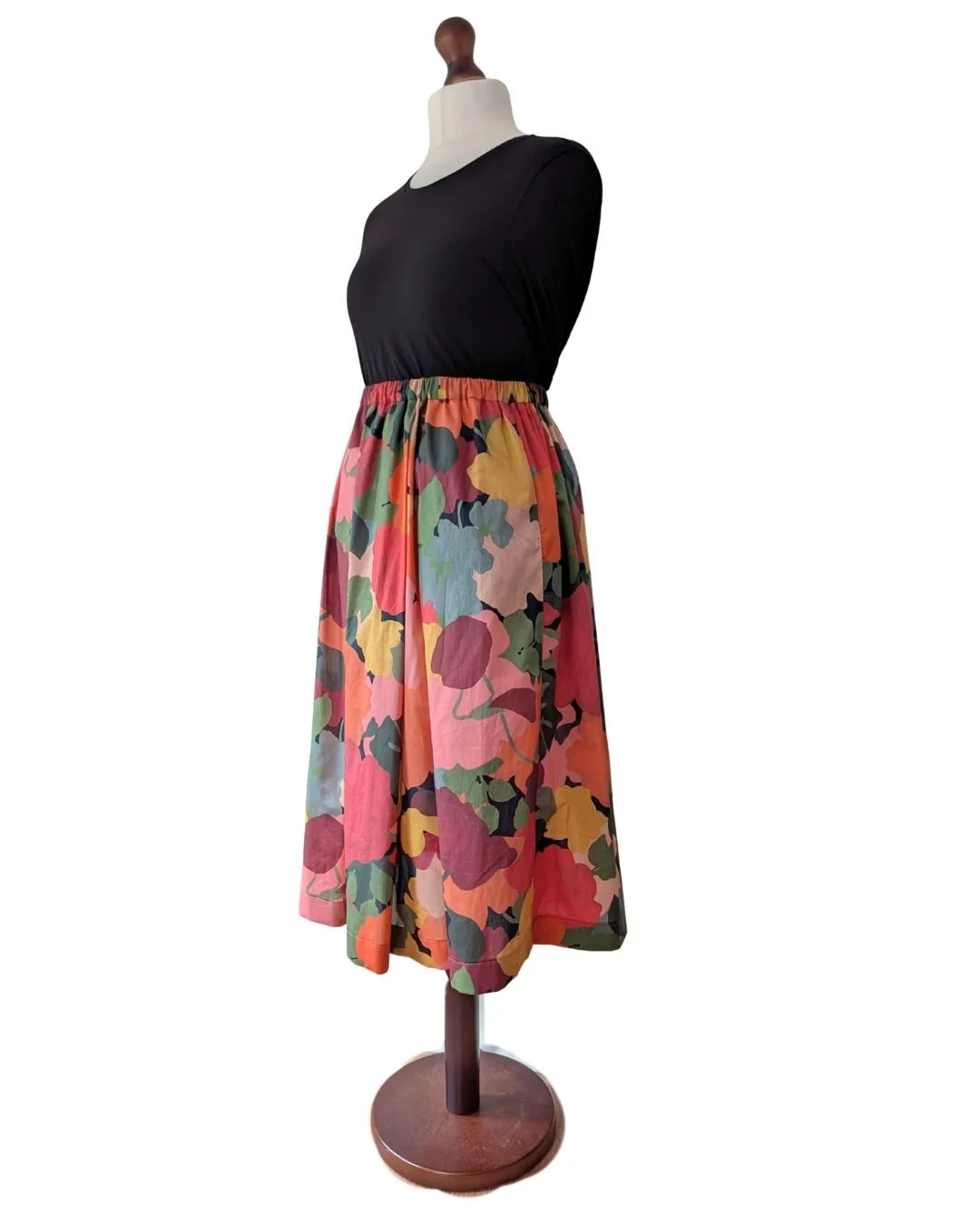 side view of marina skirt