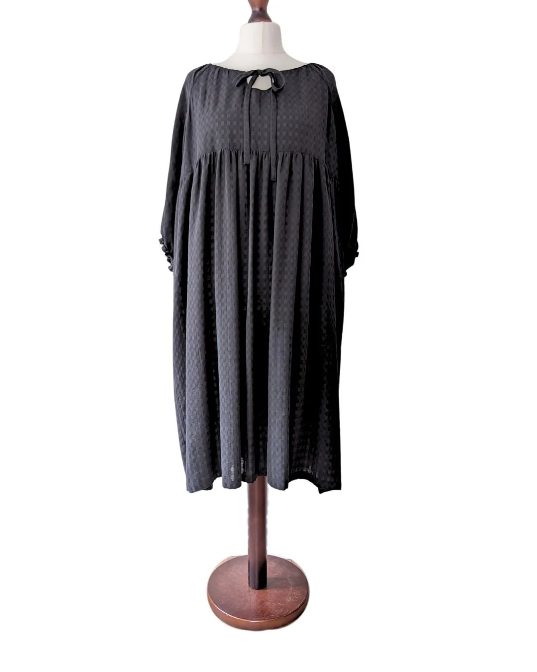 tuppence dress on tailors dummy