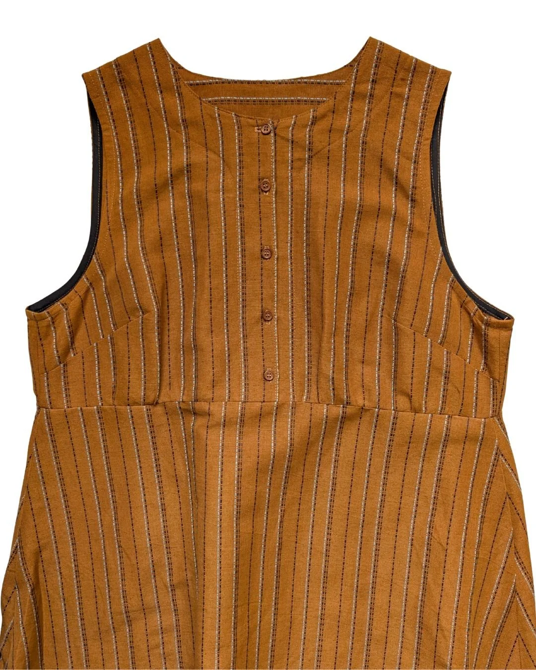 close up of nara pinafore