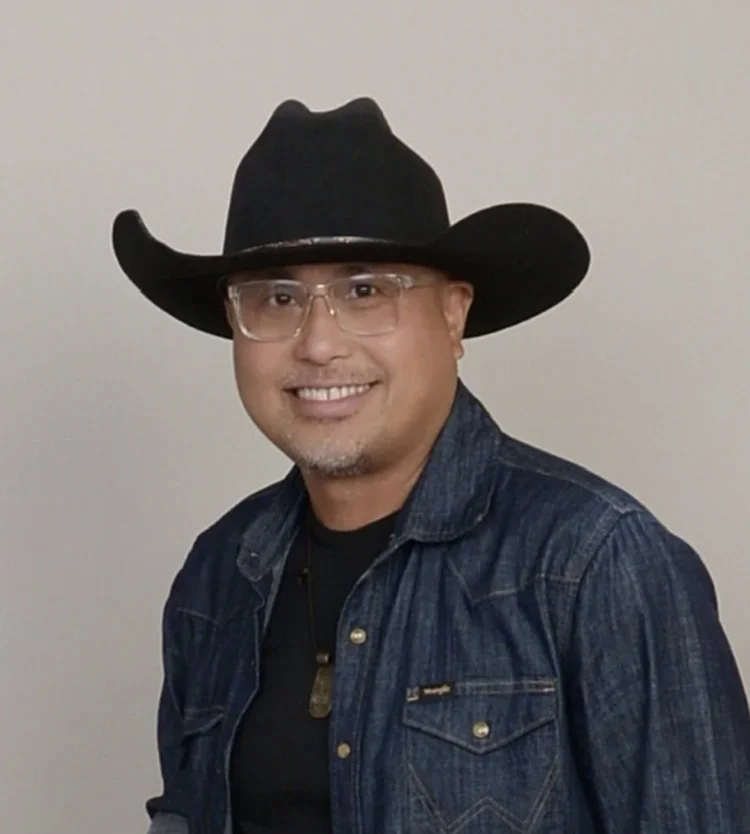 Palate to Palette with Artist Richie Vios