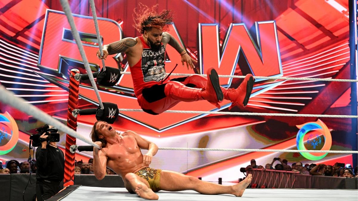 Riddle vs Jimmy Uso