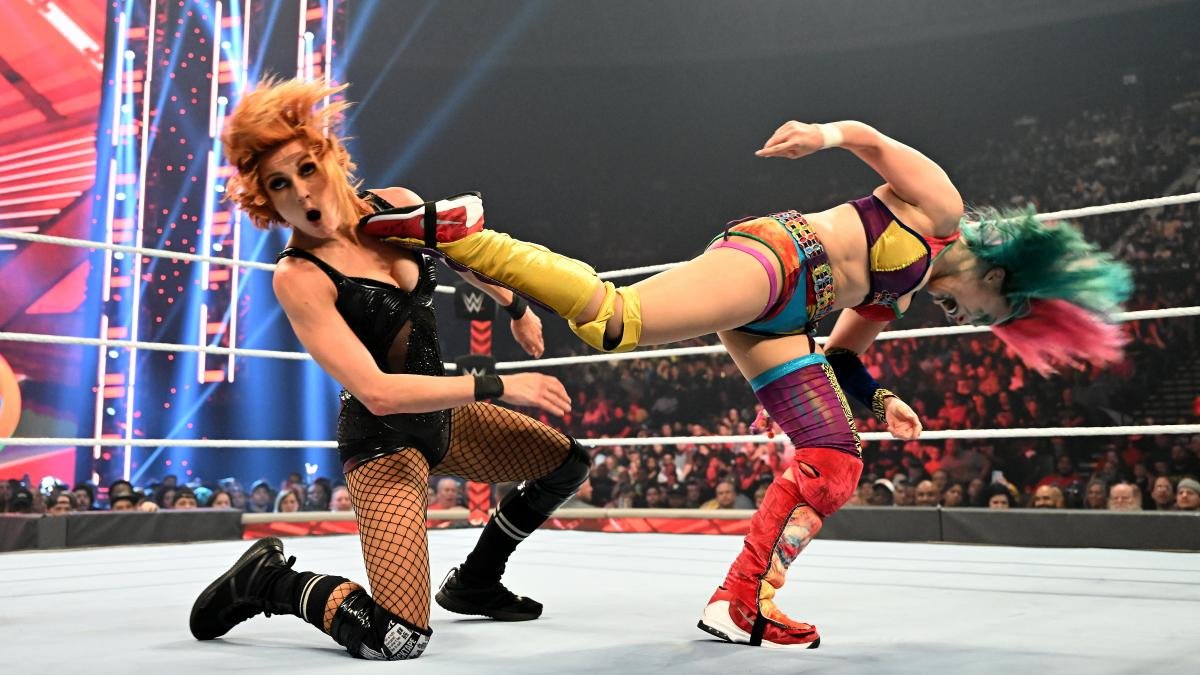 Asuka vs Lynch