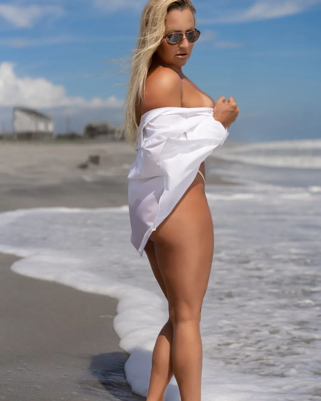 Hunkering down for hurricane Ian. Please say prayers for us here in Florida 

I always state my love and gratitude for the ocean;

Hurricanes come with it. Way of life here but still scary when they come. 
.

@malibubu_photography 
#beach #beachvibes