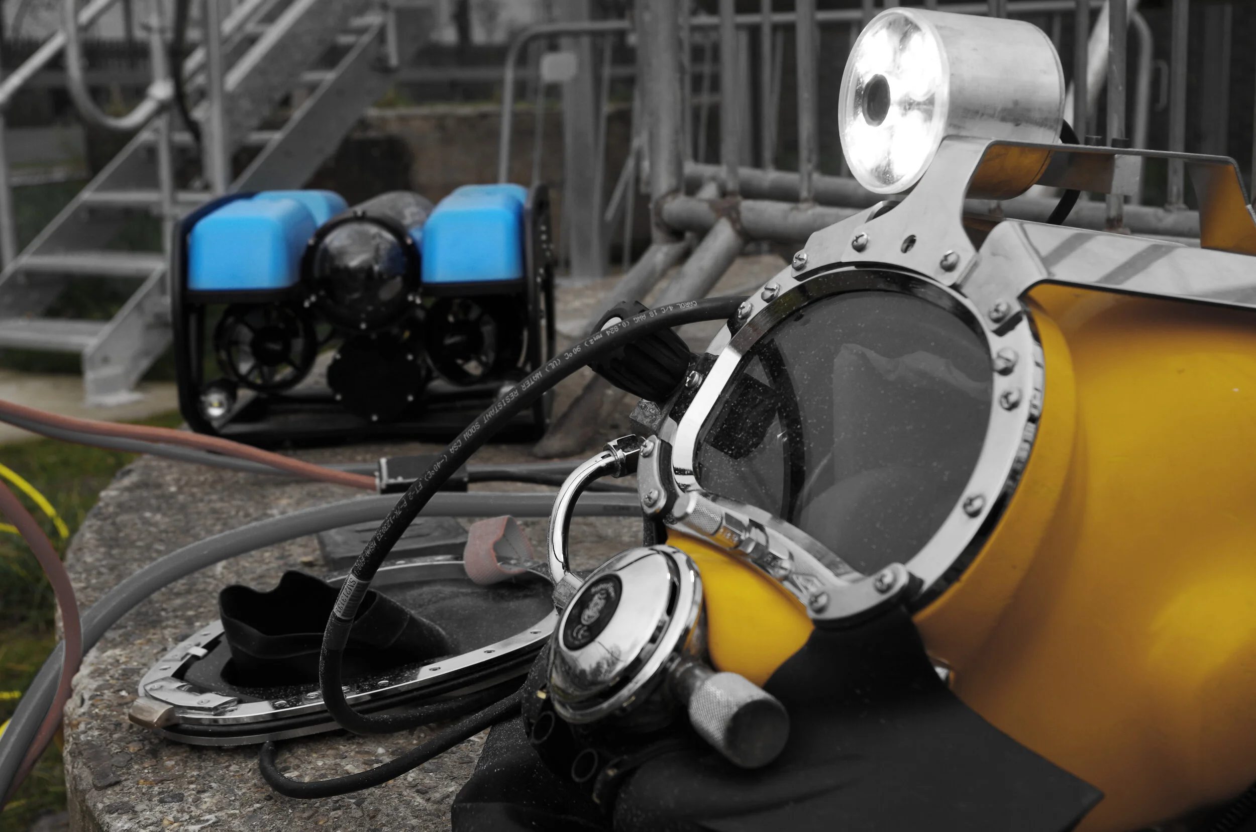 rov dive.jpg