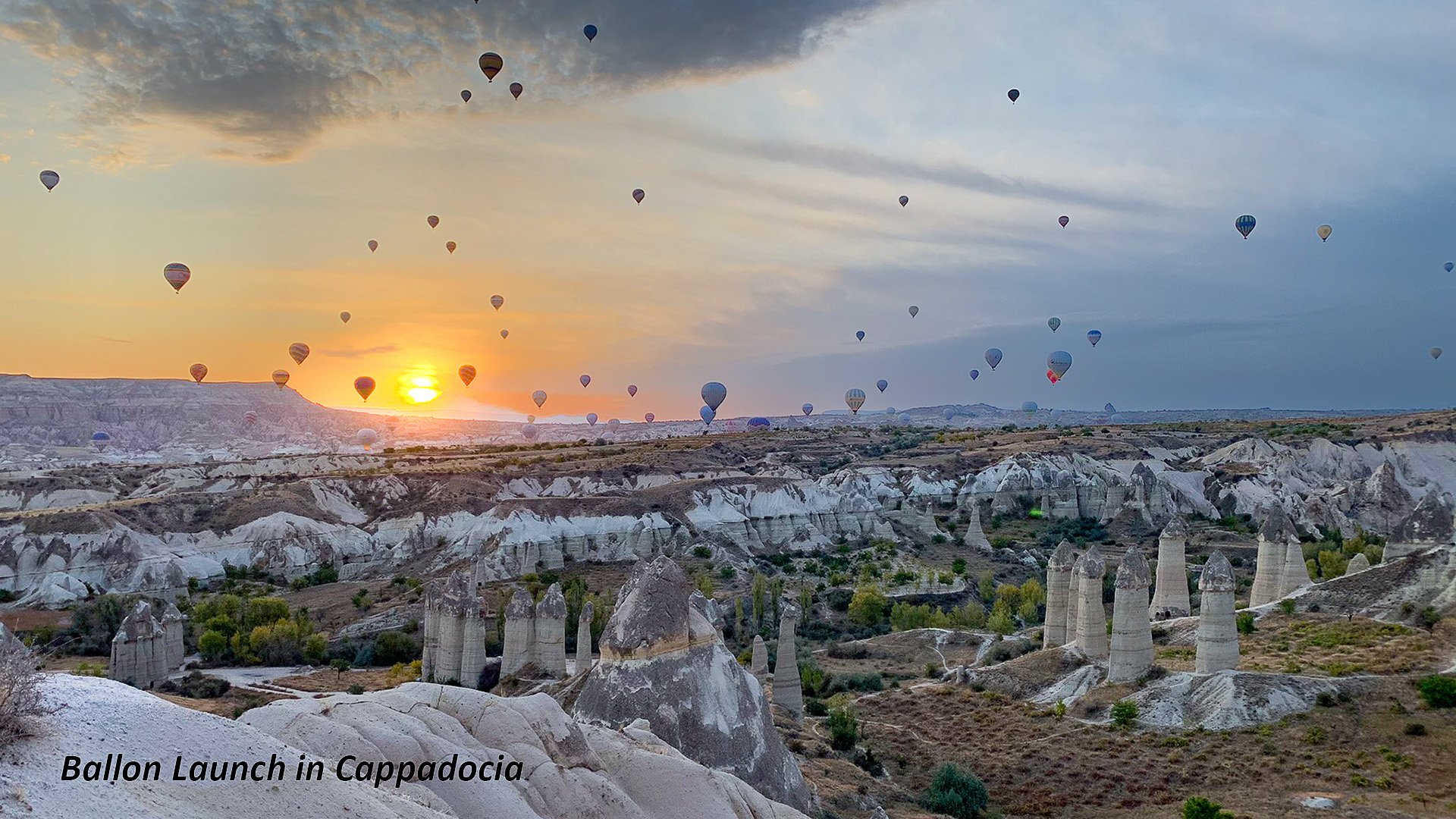 Cappadocia sunrise with  balloons - captioned.jpg