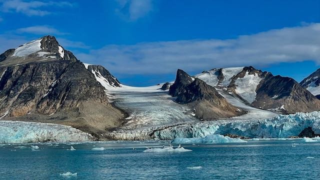 Arctic -Glacier Panorama.jpeg