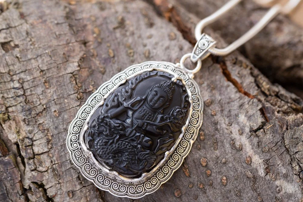 A47 LARGE SMOKEY QUARTZ BUDDHA CHUNKY NECKLACE low res-1.jpg