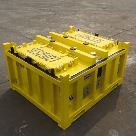 Cutting boxes | MUD SKIPS

Simmonds Equipment builds pressurized and non-pressurized cutting boxes / mud skips.

☑️Used for the transportation of drilling waste back for disposal or treatment.

▪️DNV 2.7-1 / ISO 10855
▪️Flemish splice sling sets
▪️Se